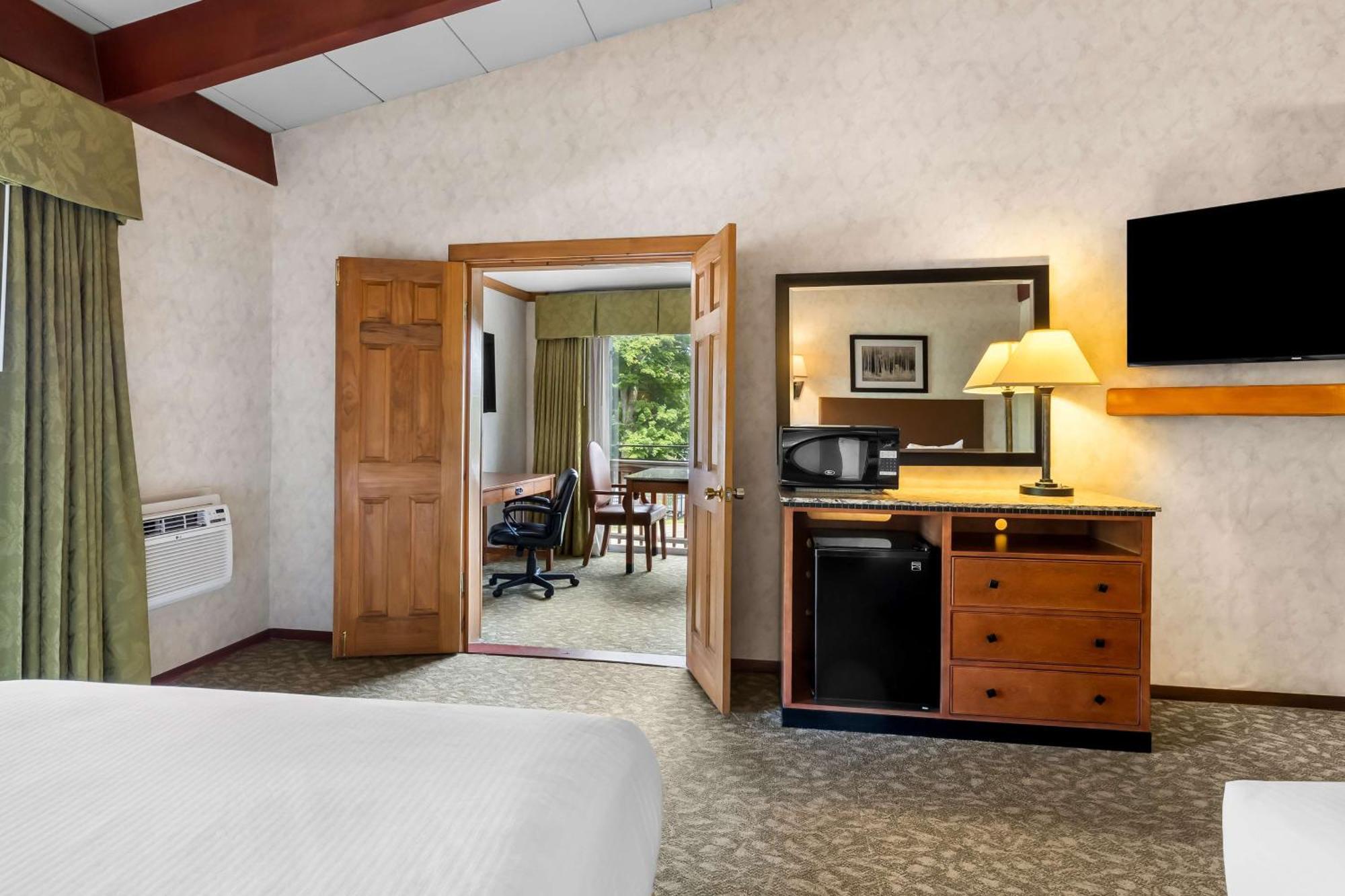 Best Western Adirondack Inn Lake Placid Eksteriør billede